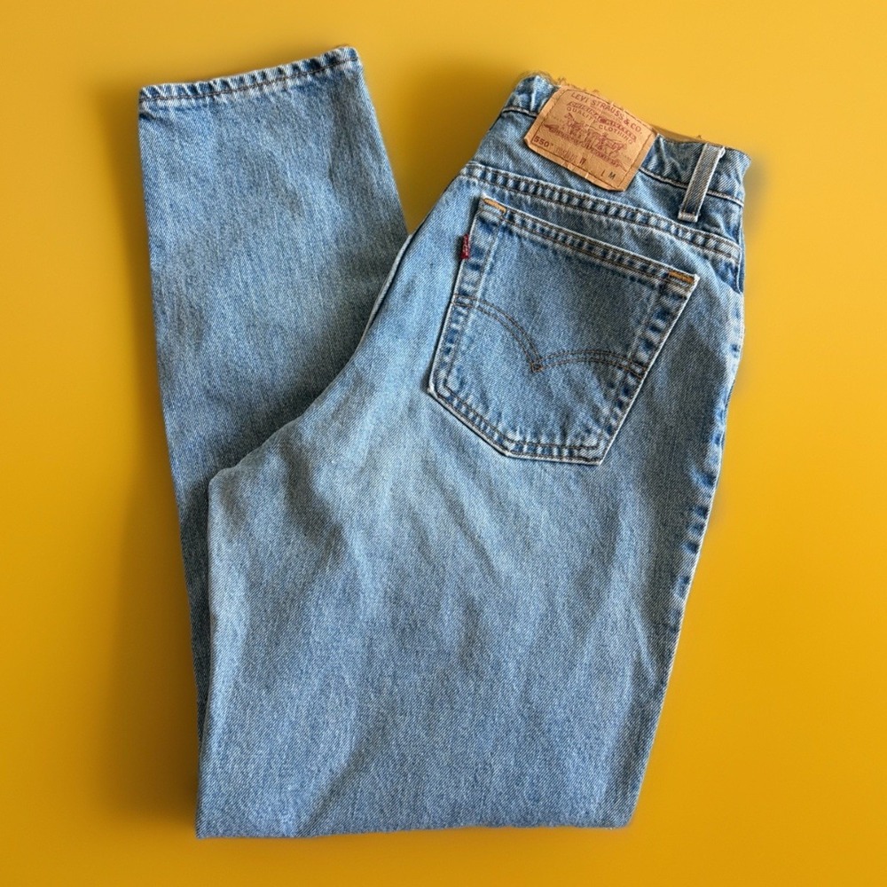 Vintage Levi's 550 Relaxed‎ Tapered Jeans Women's Size 14 USA MADE Distressed